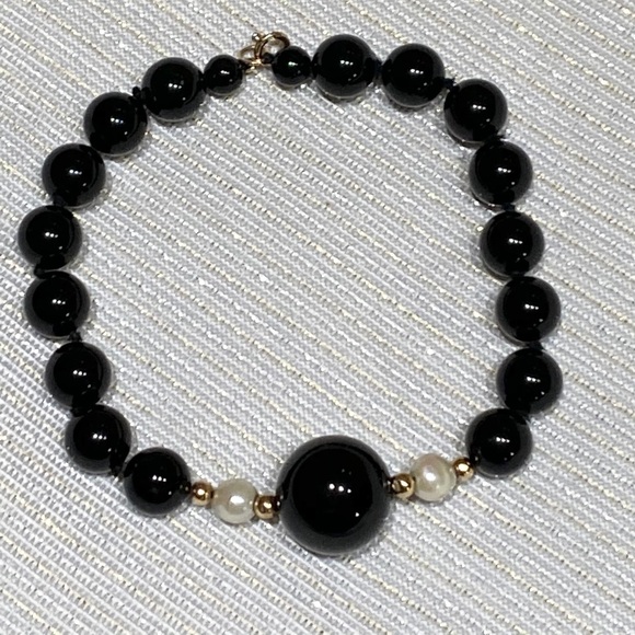 Vintage Jewelry - 🔥HOST PICK🔥ONYX Pearl 14k Gold Pearl Bracelet